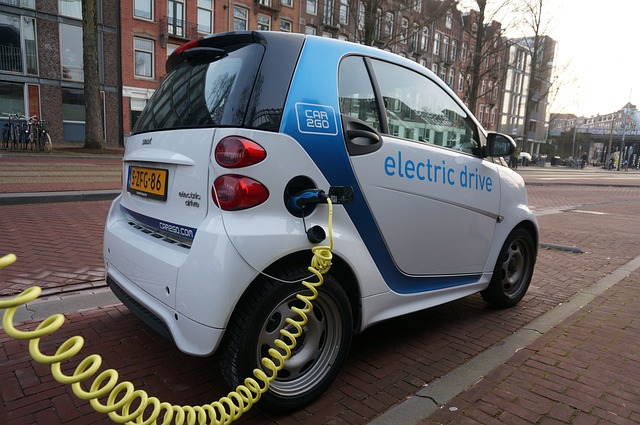Tagliando auto elettrica, si risparmia veramente?